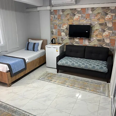 Ξενοδοχείο με διαμερίσματα Alha 4*