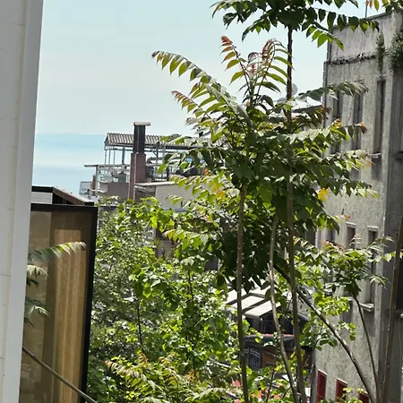 Ξενοδοχείο με διαμερίσματα Alha 4*